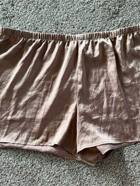 stars above Lightweight Elastic-Waist Sleep Shorts - Blush Tan